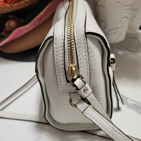 Kate Spade Pebbled Leather Perri Lane Crossbody - Picture 3 of 5